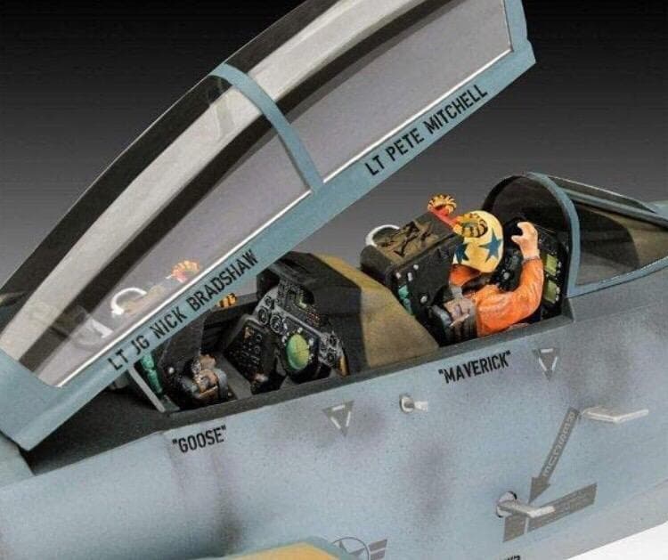美品 トップガン 1/48 F-14A トムキャット マーヴェリック機 未開封品