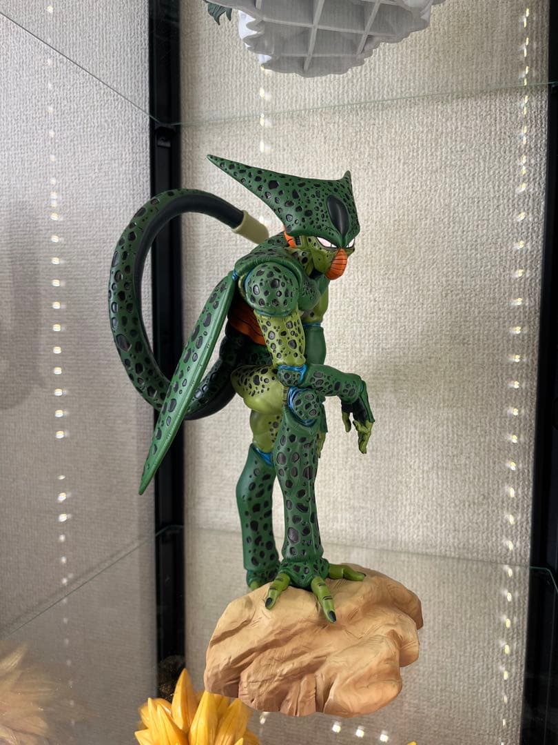 ⭐️美品⭐️ドラゴンボールアライズ　セル第一形態ジーマ限定特典卵付き