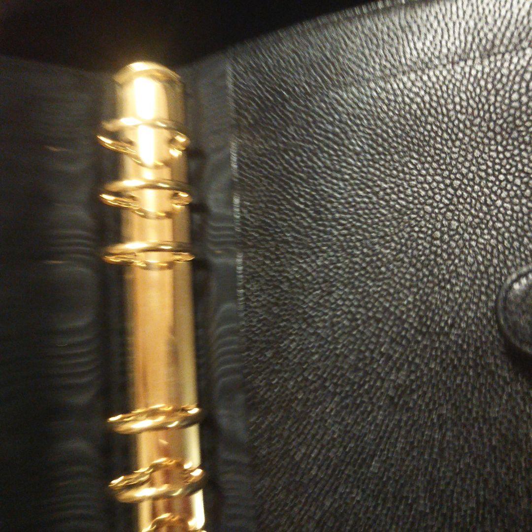 使用頻度少し CHANEL キャビアスキン 手帳