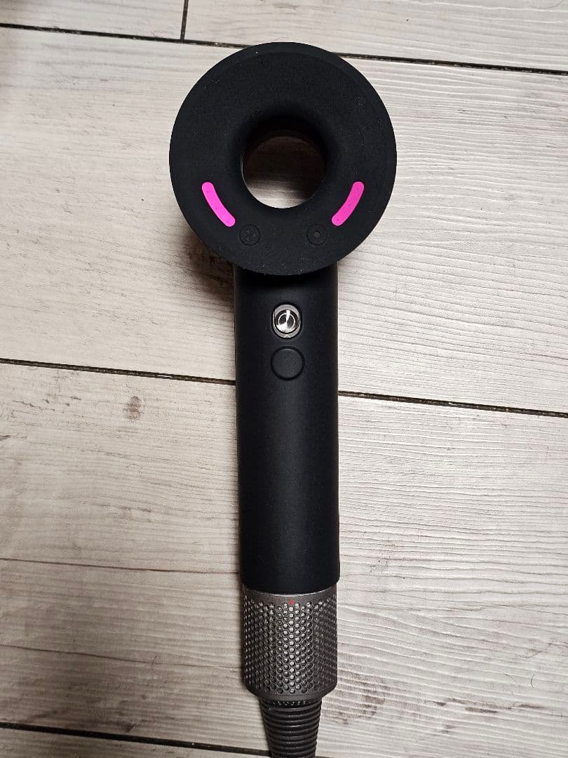 年始限定新品黒シリコンカバー付　ダイソン　メンテナンス済み　Dyson hd08