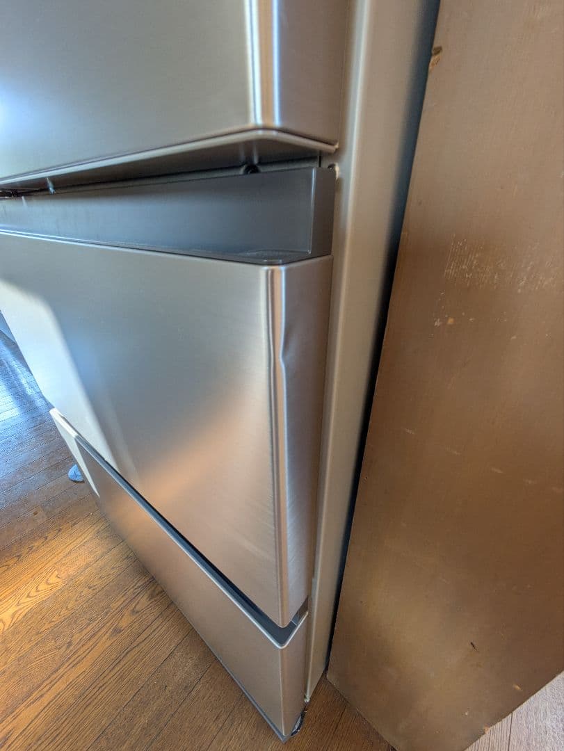 日立 冷蔵庫 617L フレンチドア R-HWC62T