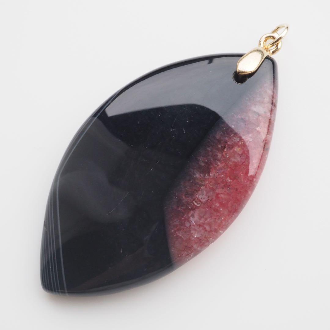 【ひなママ】No.2 天然クラック瑪瑙の大ぶりネックレストップ