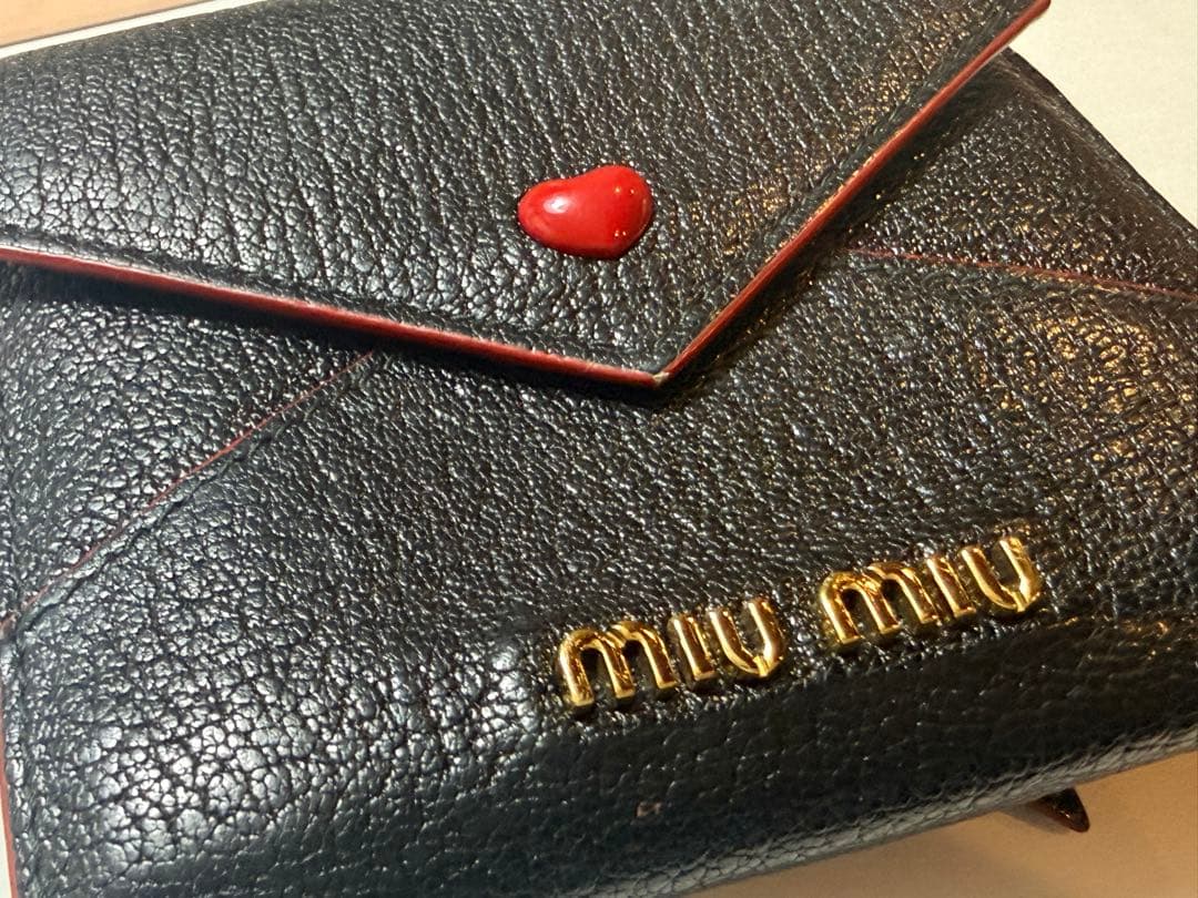 miumiu ミュウミュウ 三つ折り財布 マドラス ラブレター ハート