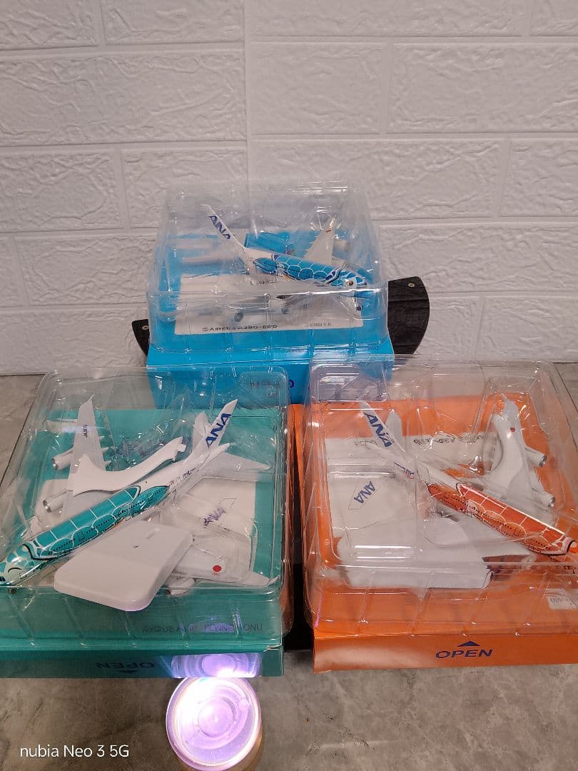 ③NEW！AirbusA380✕３、フルコンプリート1/300