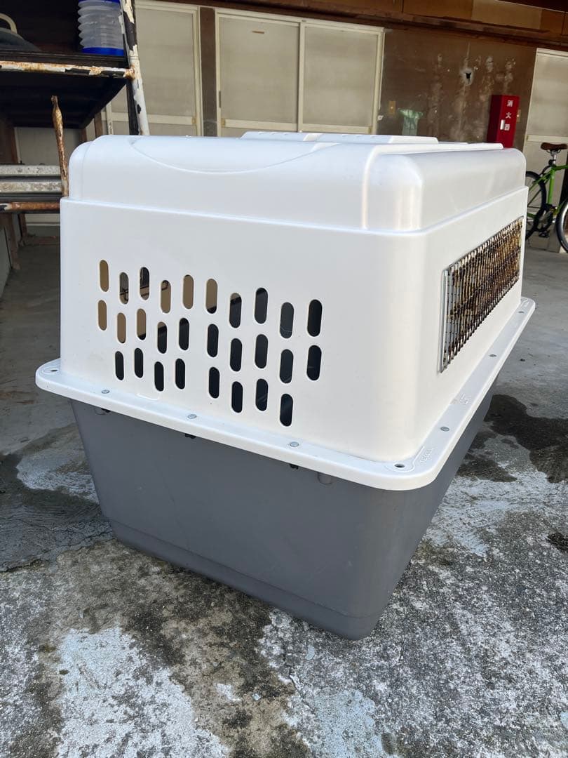 大型犬用ケージ ホワイトとグレー
