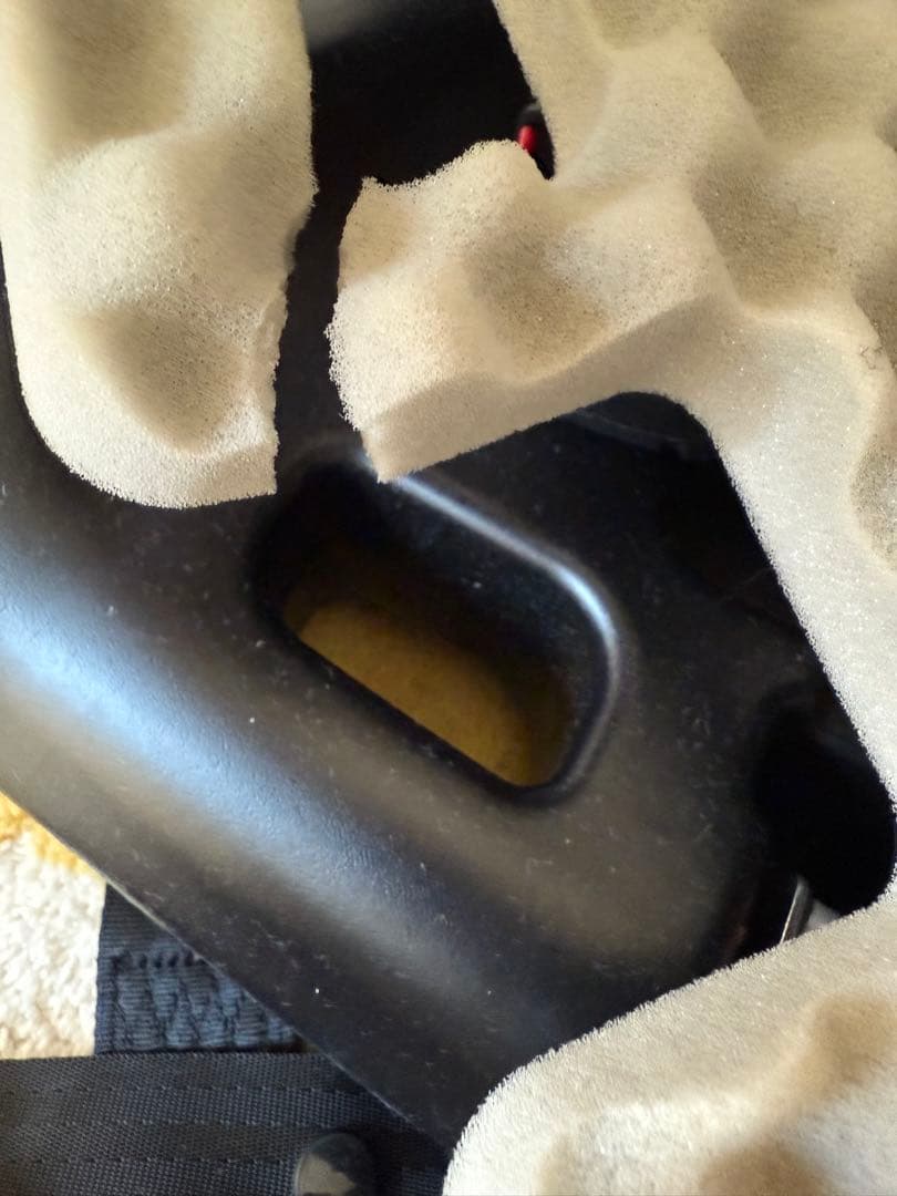 コンビ　ジョイトリップ エアスルー GH グレー　ジュニアシート