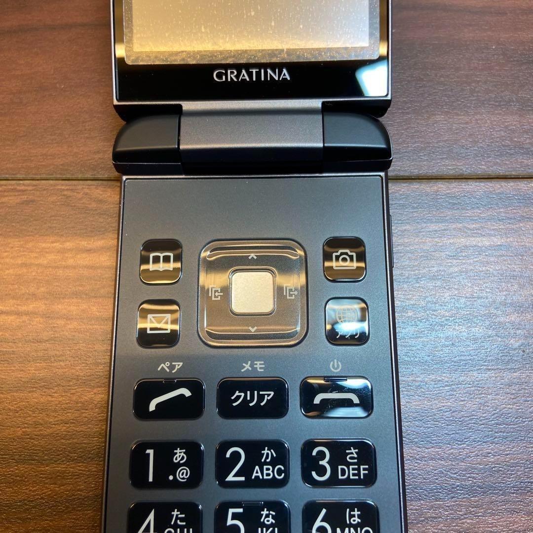 GRATINA グラティーナ KYF39SKA ガラケー 3079
