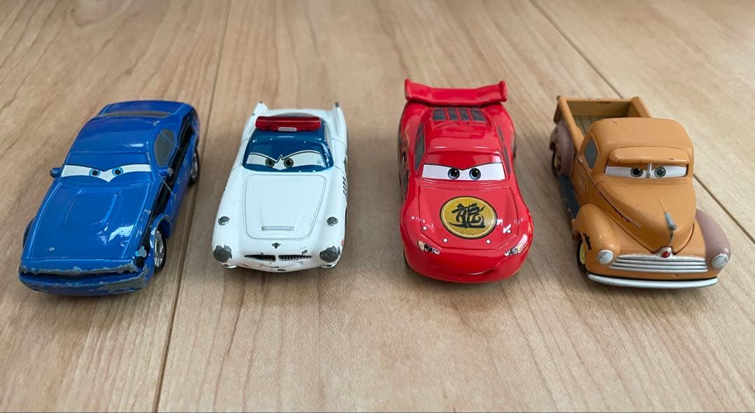 たくさんのせよう！大きなマック トミカ4台付き カーズ トミカ