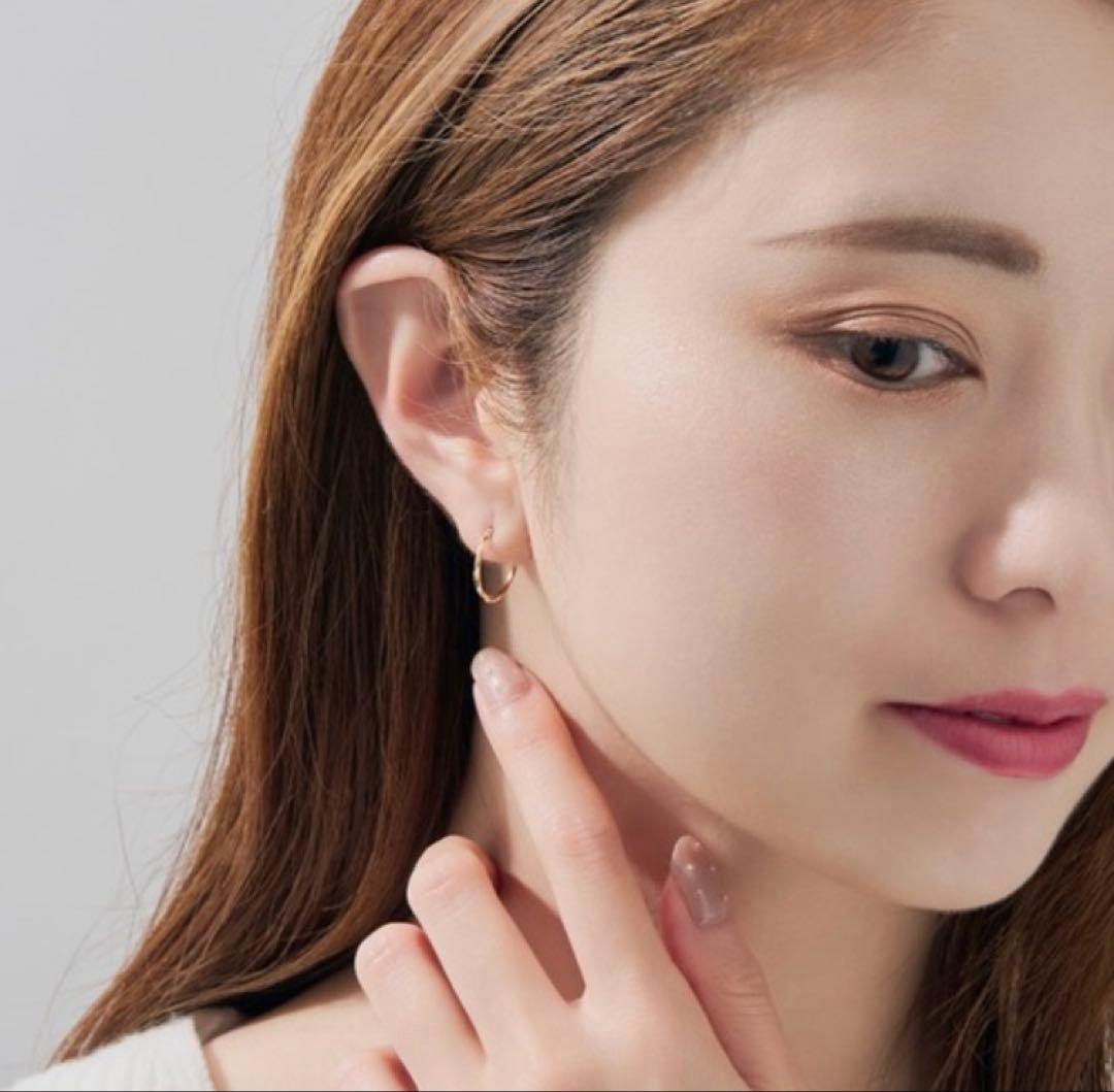 【未使用・箱付】L&Co. K10 フープピアス｜ひねり ゴールド