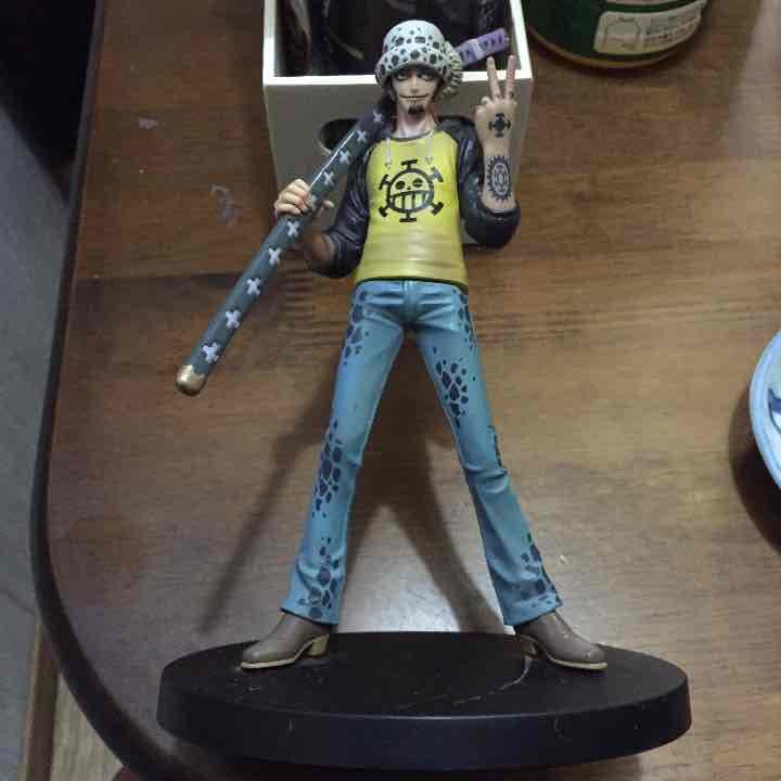 トラファルガー・ロー フィギュア