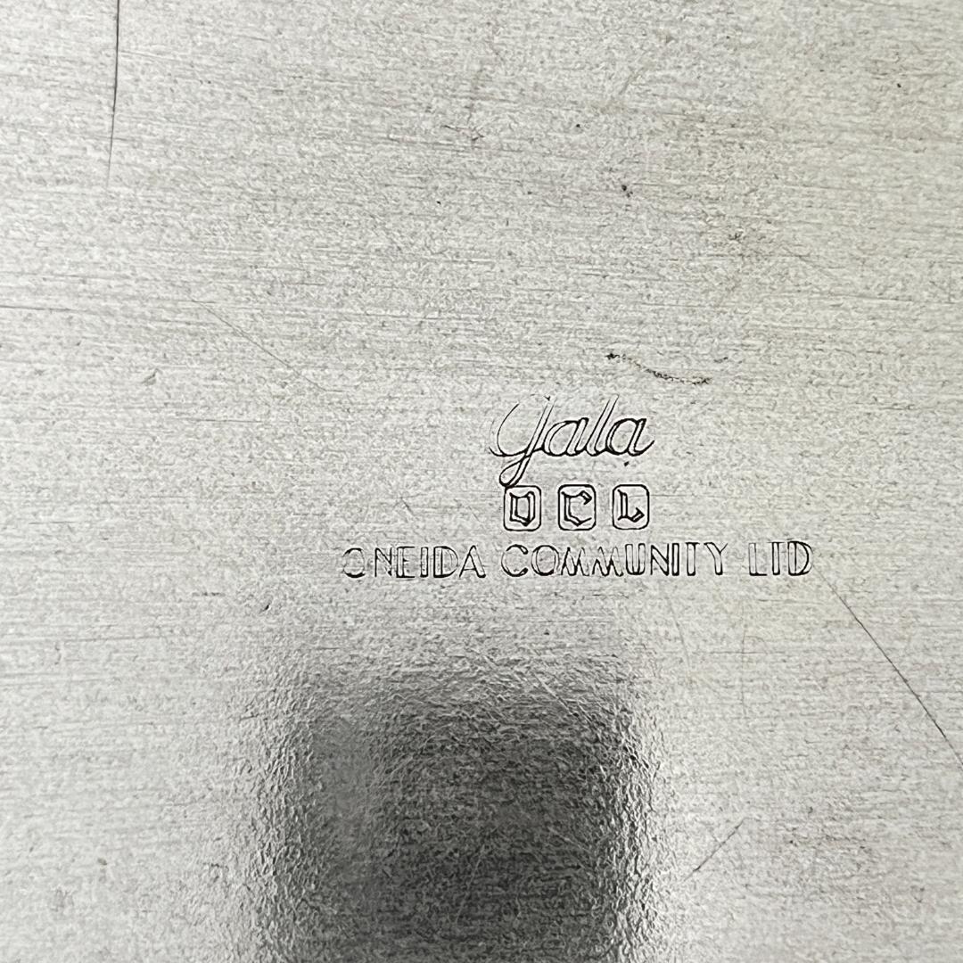 【ONEIDA】ポピーのレリーフ サンドウィッチプレート / パストリープレート