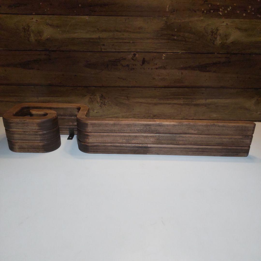 曲線デザイン　ウォールシェルフ　飾り棚　　ウォルナット　ファニー