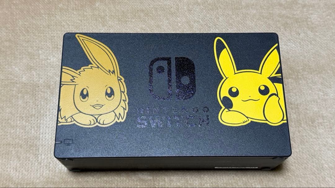 Nintendo Switch 本体【Let's Go! ピカチュウ仕様】