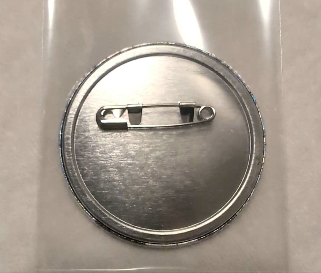 ハイキュー!!コンサート2018 及川&岩泉　ホログラム缶バッジ