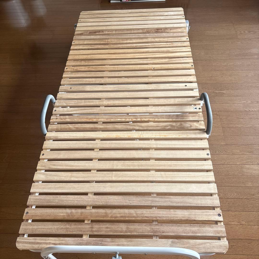 折りたたみベッド キャスター付き　ニトリ　シングル