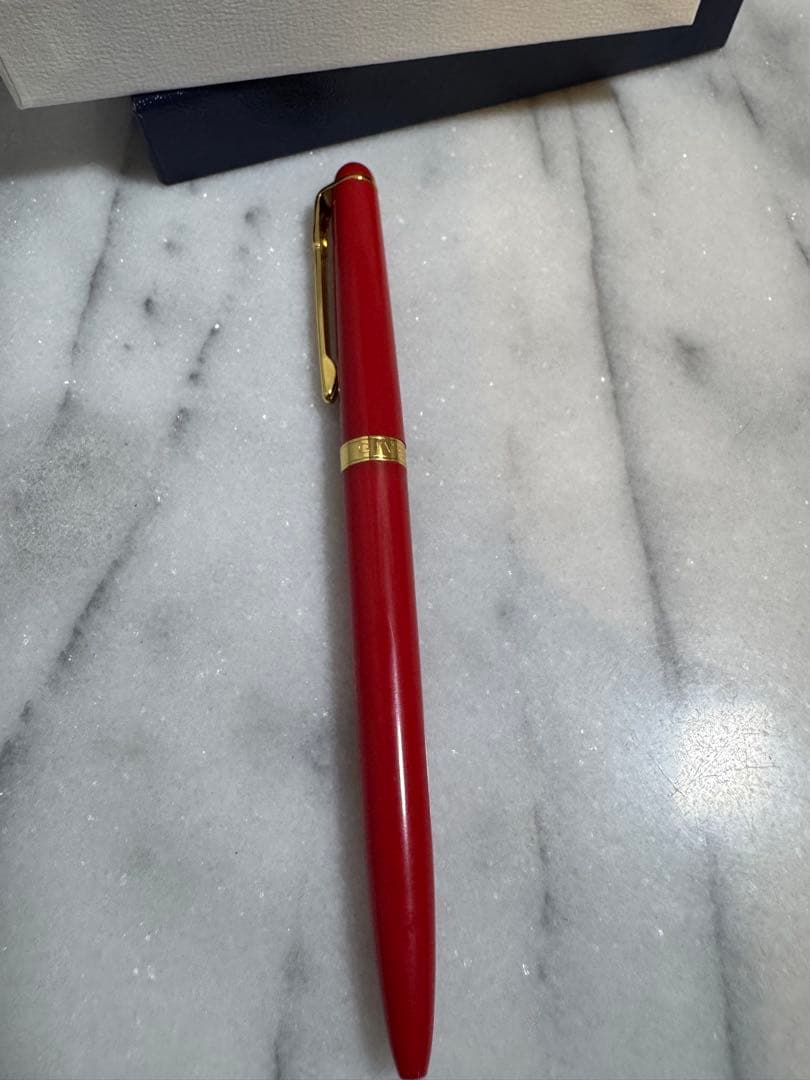 Givenchy 記念ギフトセット　赤＆緑　未使用保存品