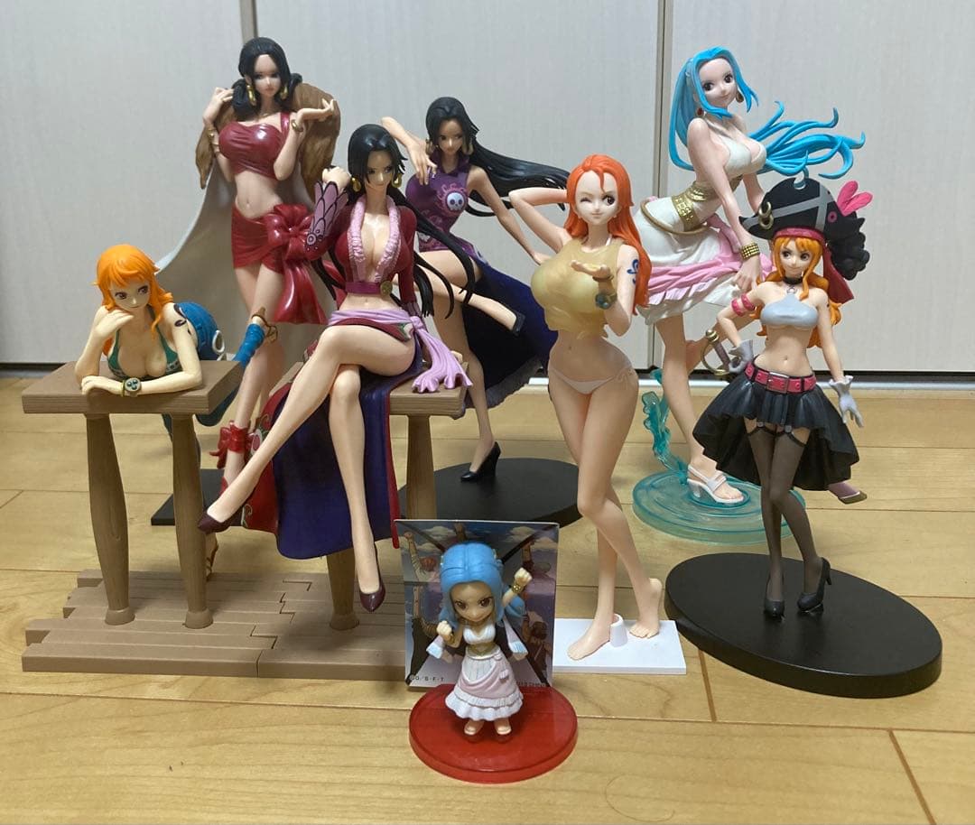 ONE PIECE フィギュア 32体+おまけ まとめ売り