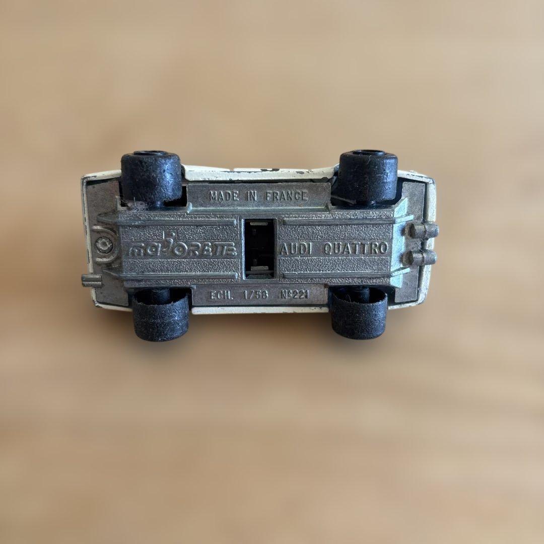 Audi Quattro ミニカー ナンバー3