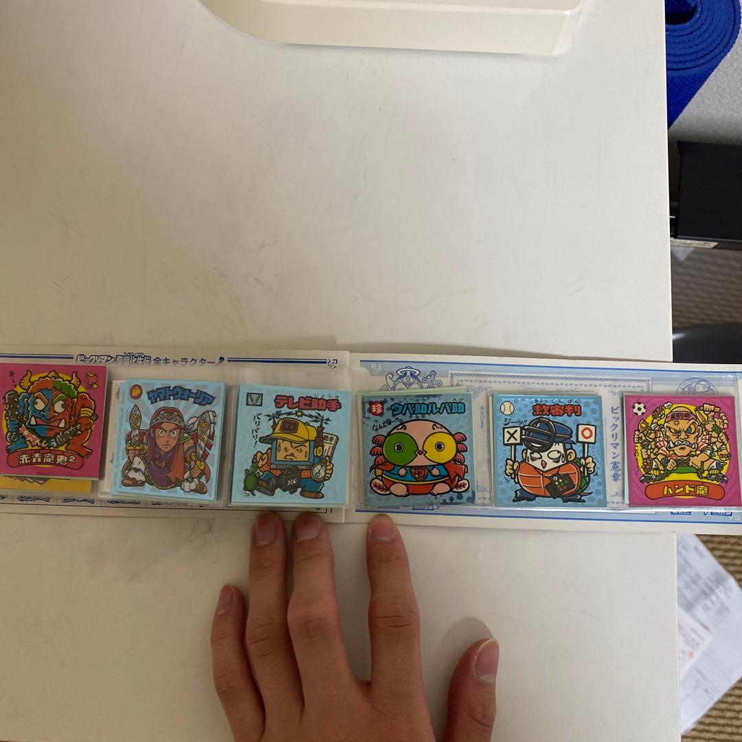 ビックリマンカードケースとシール