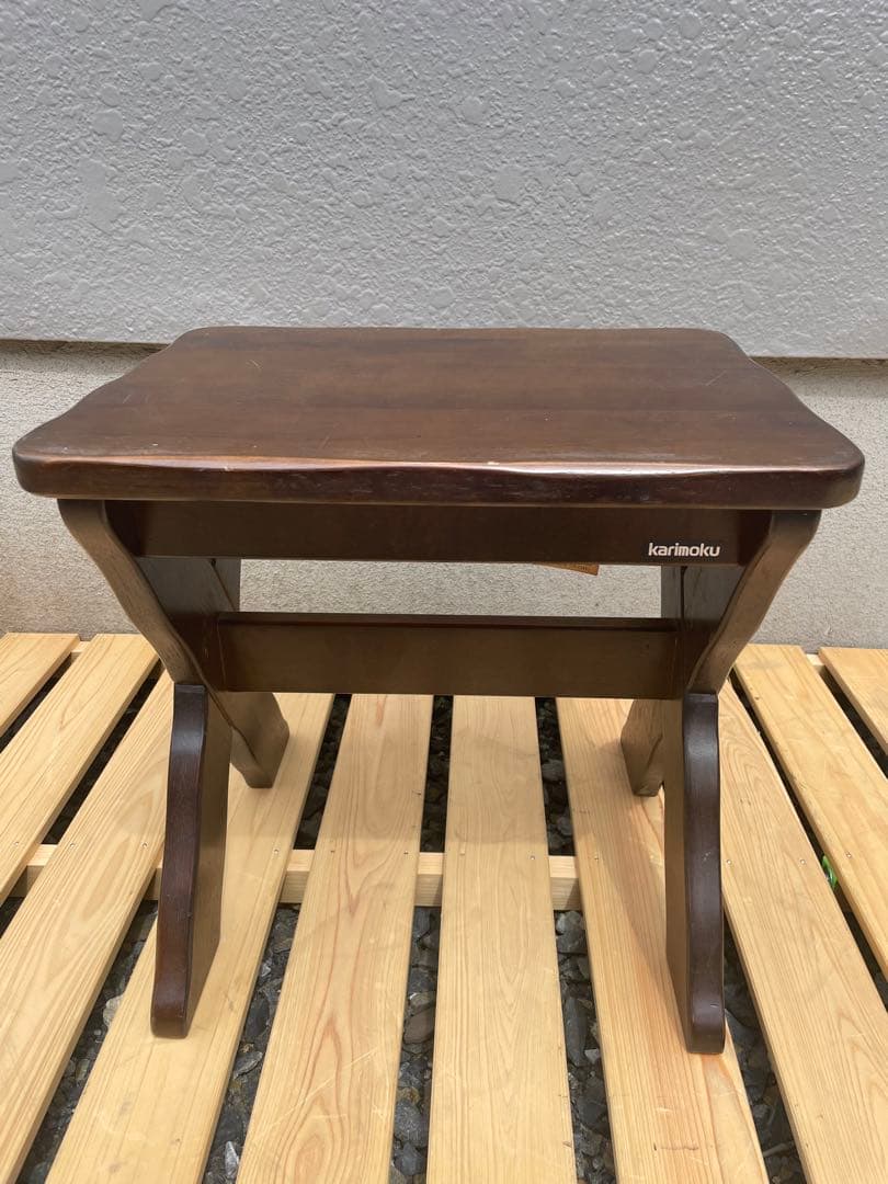 カリモク家具　ルスティック　スツール　椅子　サイドテーブル