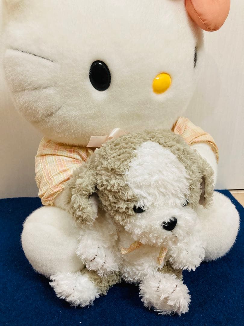 ハローキティ　シーズー　ぬいぐるみ　ワンコ　犬　レトロ　約40cm 抱っこ