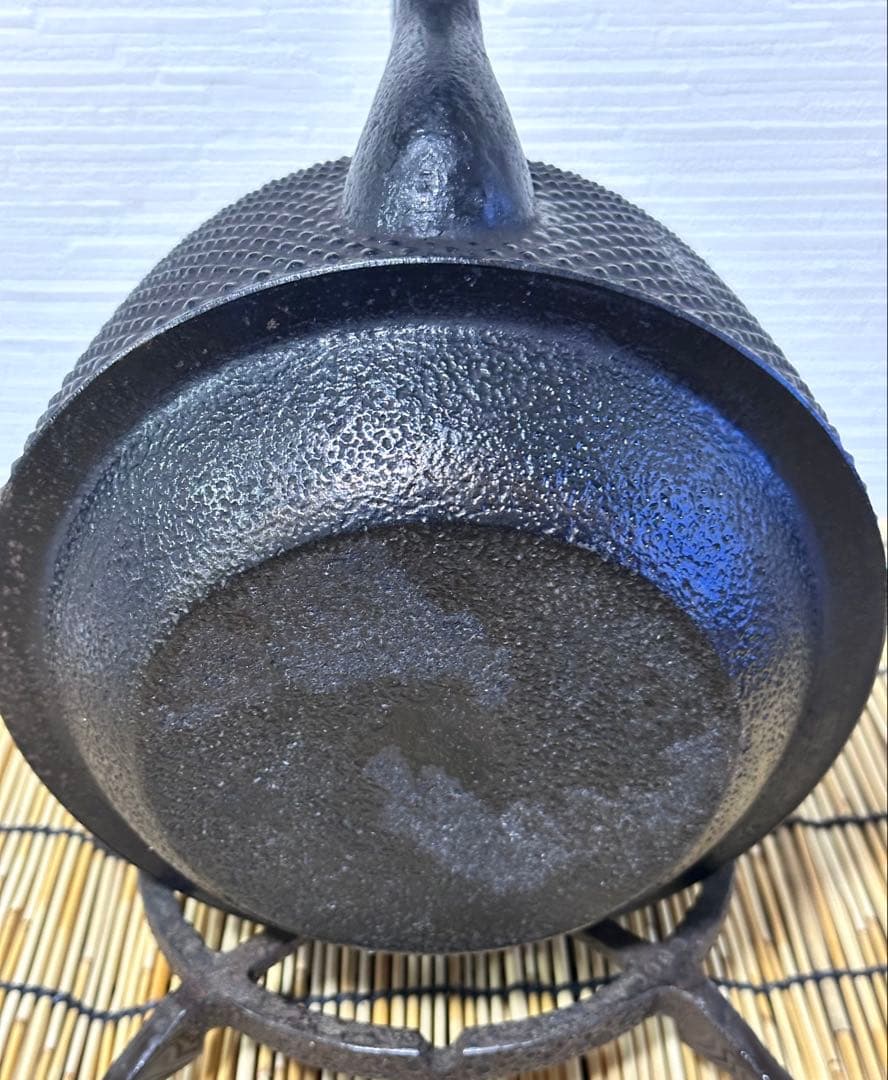 未使用、長期保管品　南部伝統工芸士 及川寛治作真作保証　九重形１５型アラレ