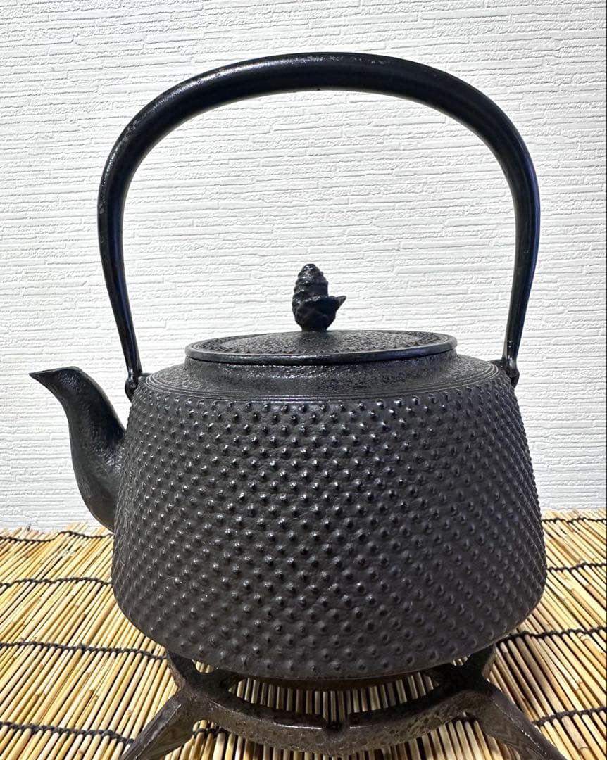 未使用、長期保管品　南部伝統工芸士 及川寛治作真作保証　九重形１５型アラレ