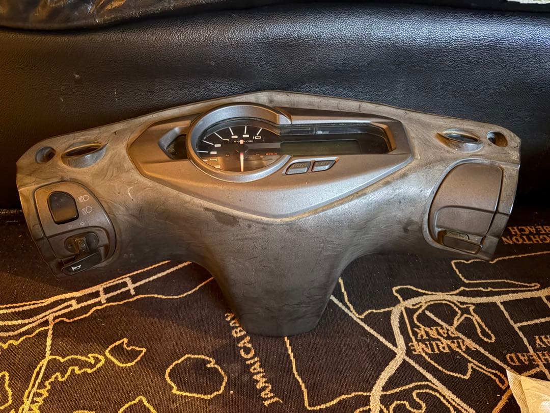 シグナス4型　メーター　ハンドル