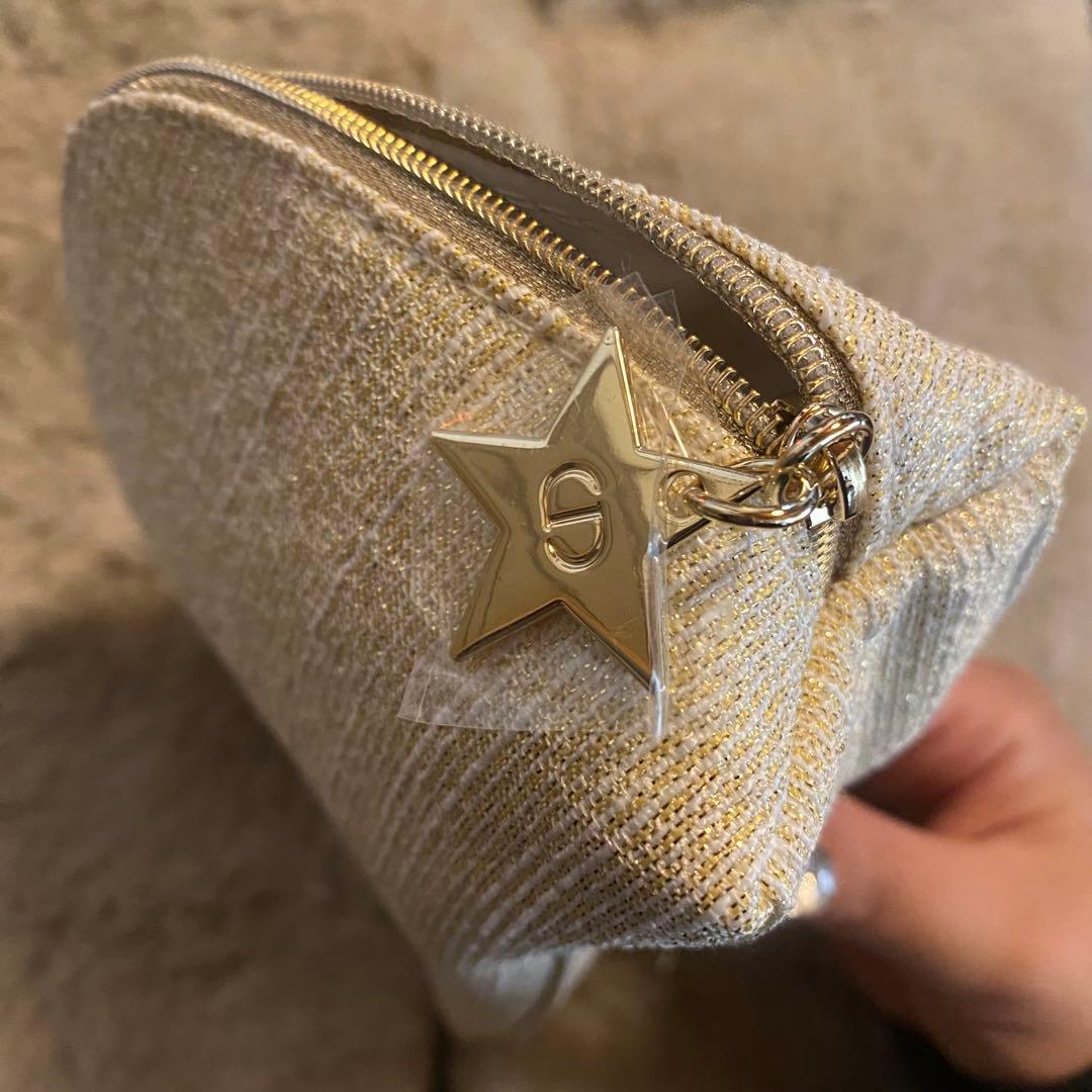 Dior ホリデーオファー2024 ポーチ付き