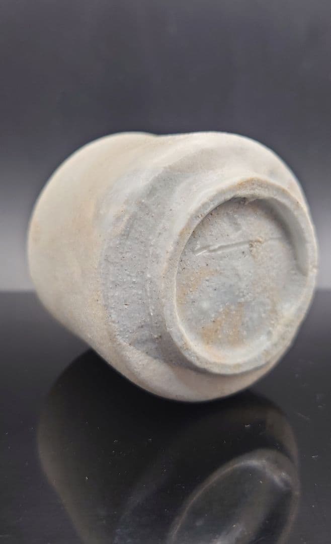 梶原靖元　雲泥杯　粉引　ぐい呑　雲岱里