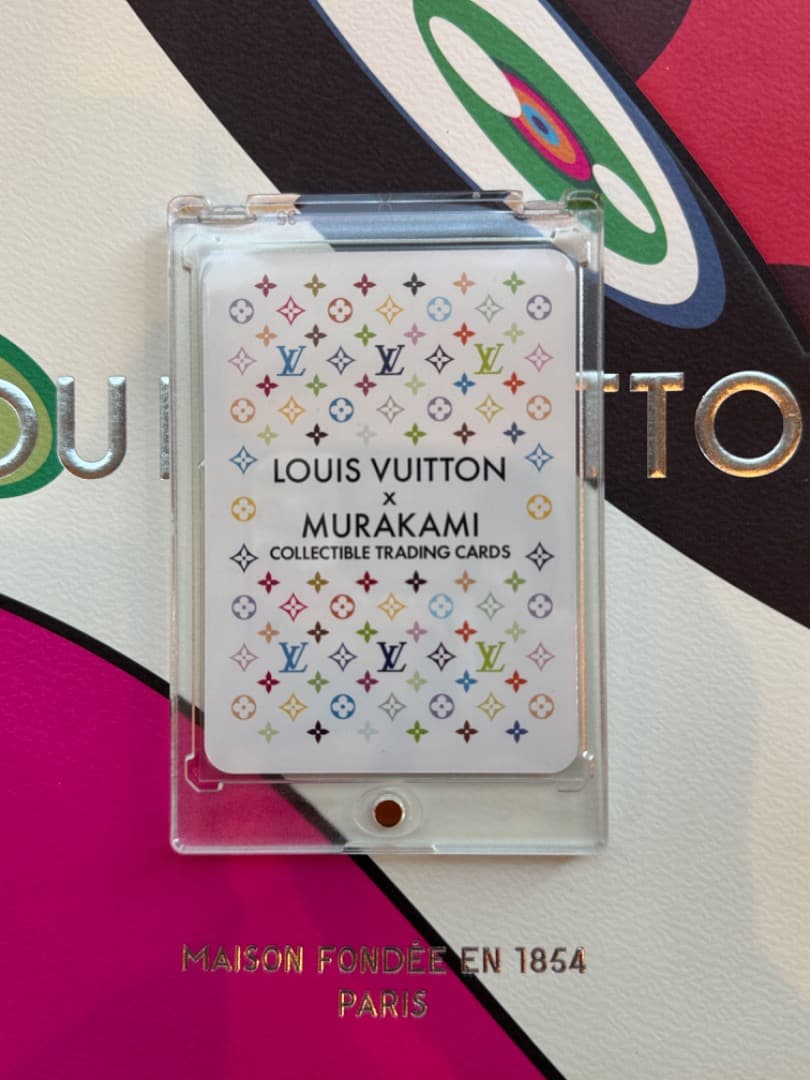 ルイ・ヴィトン パンダ トレーディングカード ルイヴィトン 新作チェリー