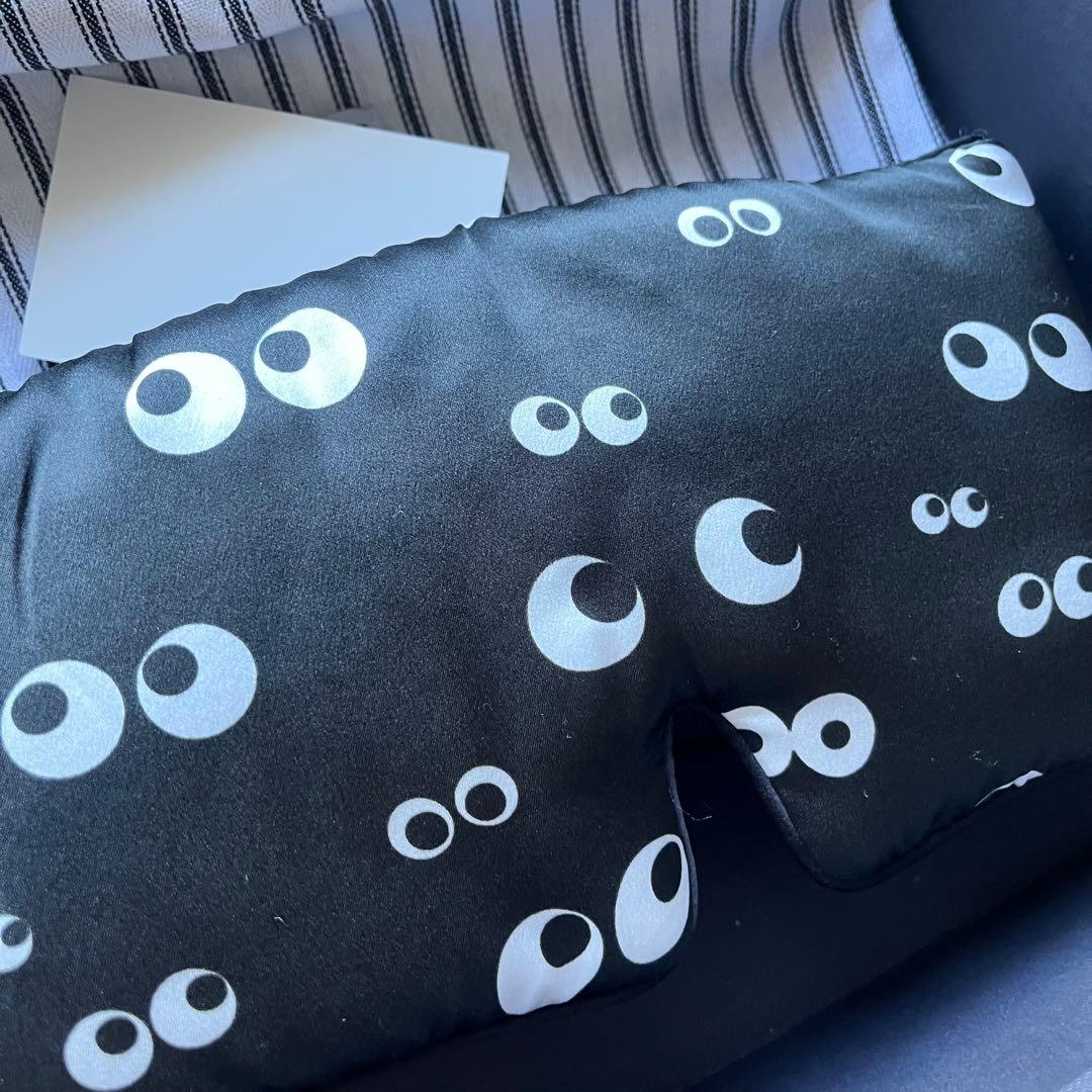 新品2.4万　ANYA HINDMARCH アイマスク Eyes