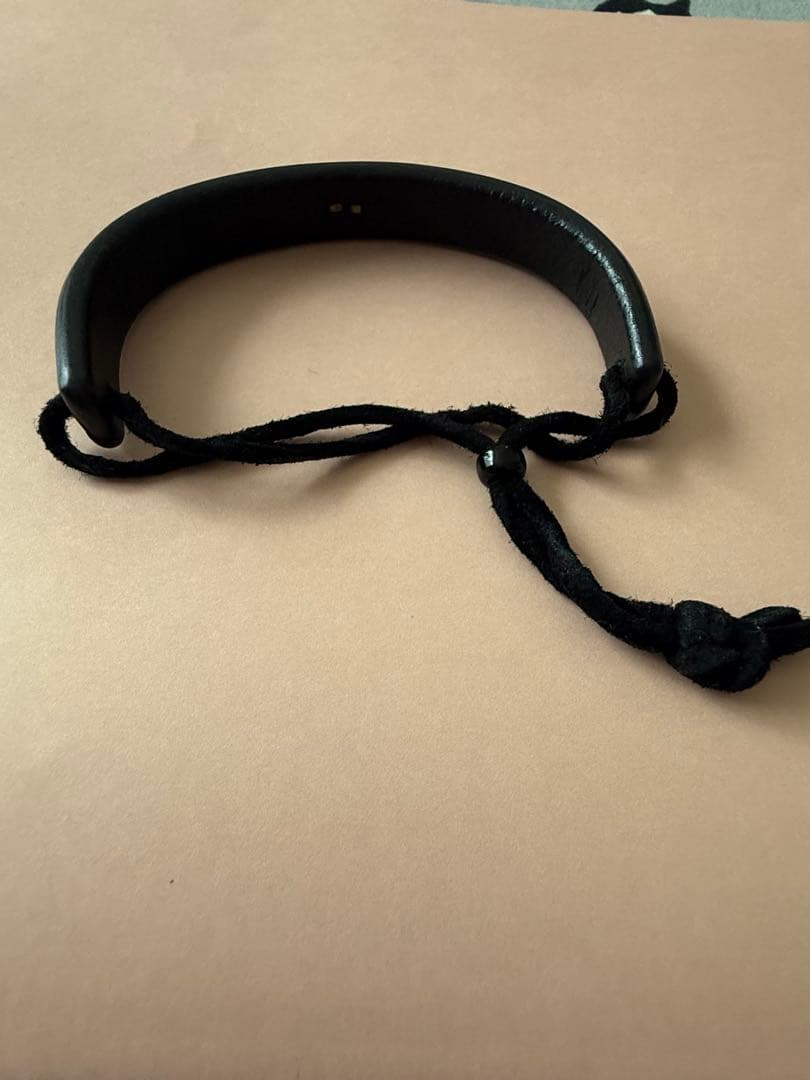 ゴローズ　黒 レザー バングル 金メタル