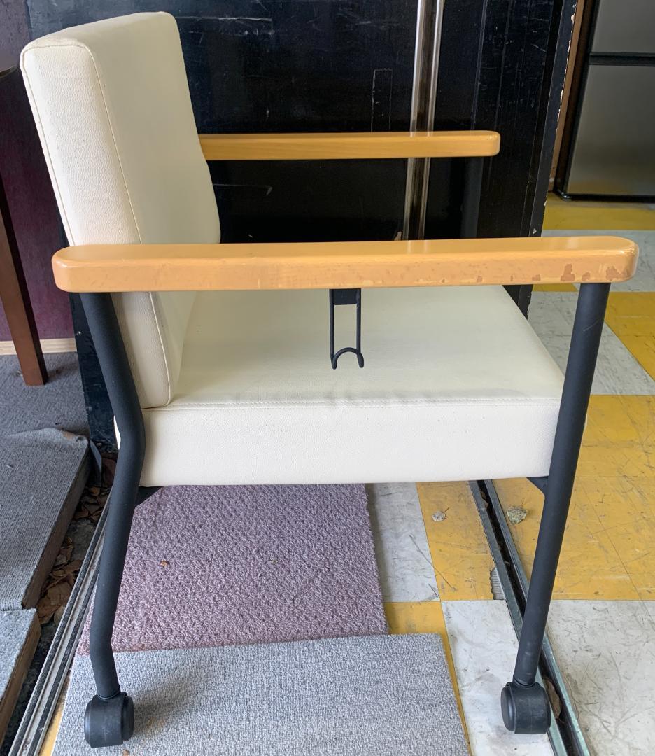 K【中古品】オフィスコム株式会社　ミーティングチェア　ソフィディア②