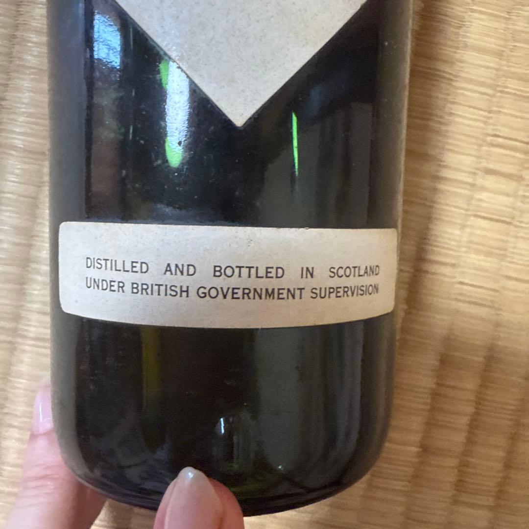 ウイスキー BUCHANAN'S BLACK & WHITE SCOTCH WHISKY