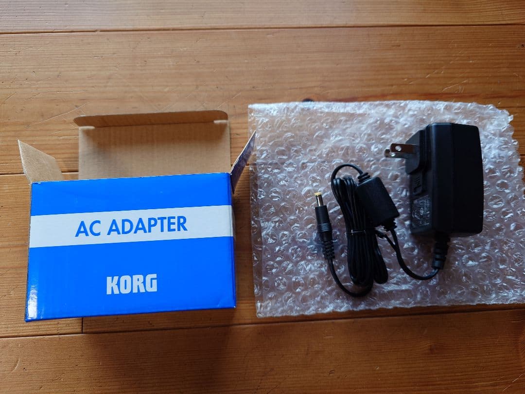 【新品】KORG KR mini リズムマシン　本体と純正アダプター