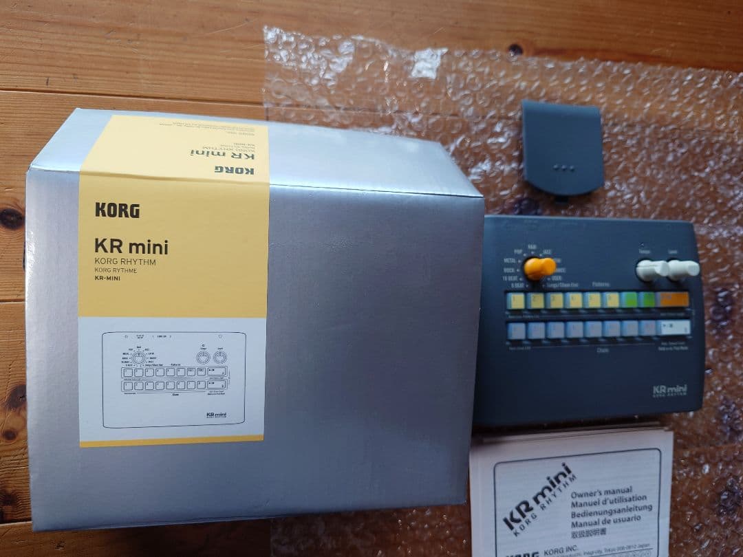 【新品】KORG KR mini リズムマシン　本体と純正アダプター