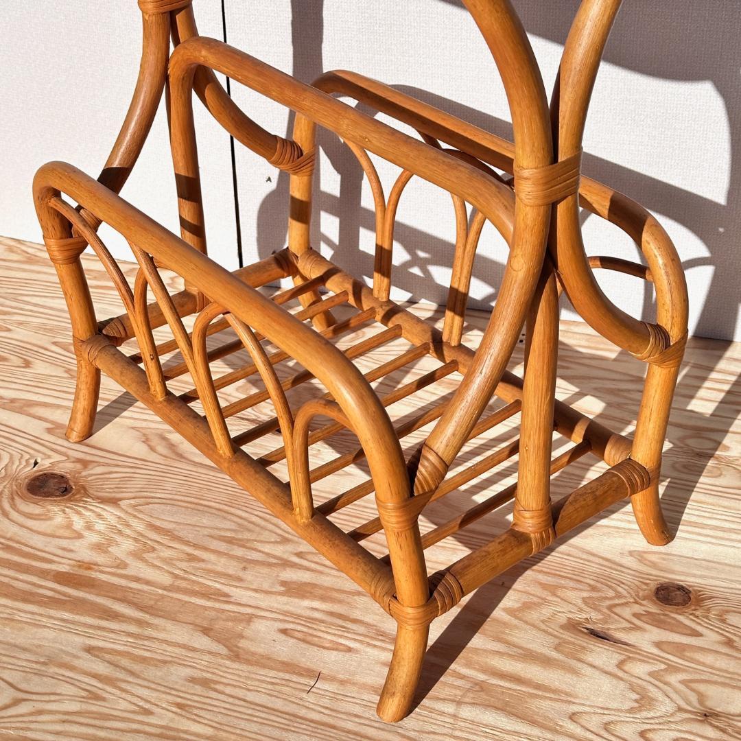 極美品！　ラタン　マガジンラック付きサイドテーブル　美しい曲げ木の造形！