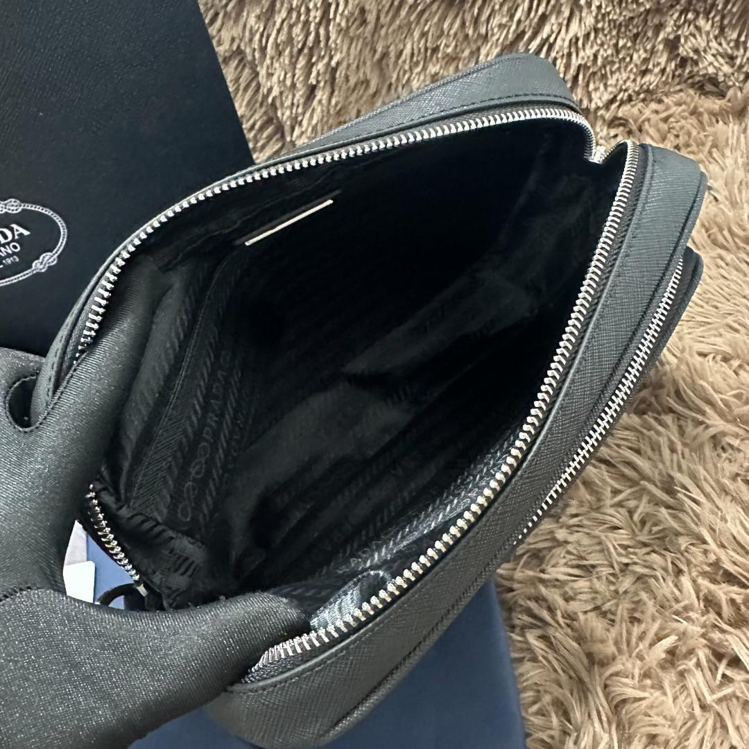 早い者勝ち！ キャンバスショルダーバッグ 黒