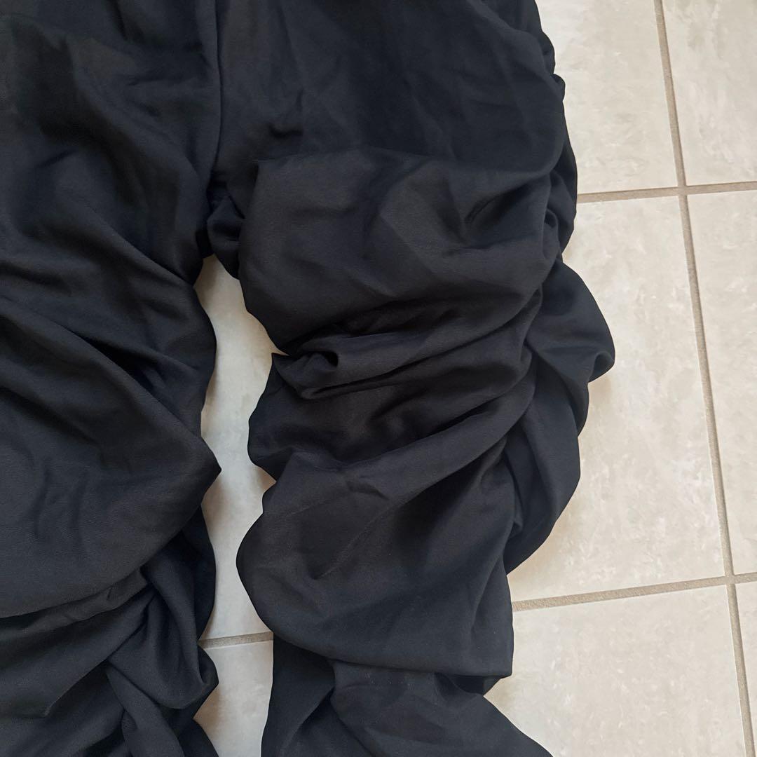 Land by MILKBOY 黒くしゅくしゅパンツ 赤い紐付き