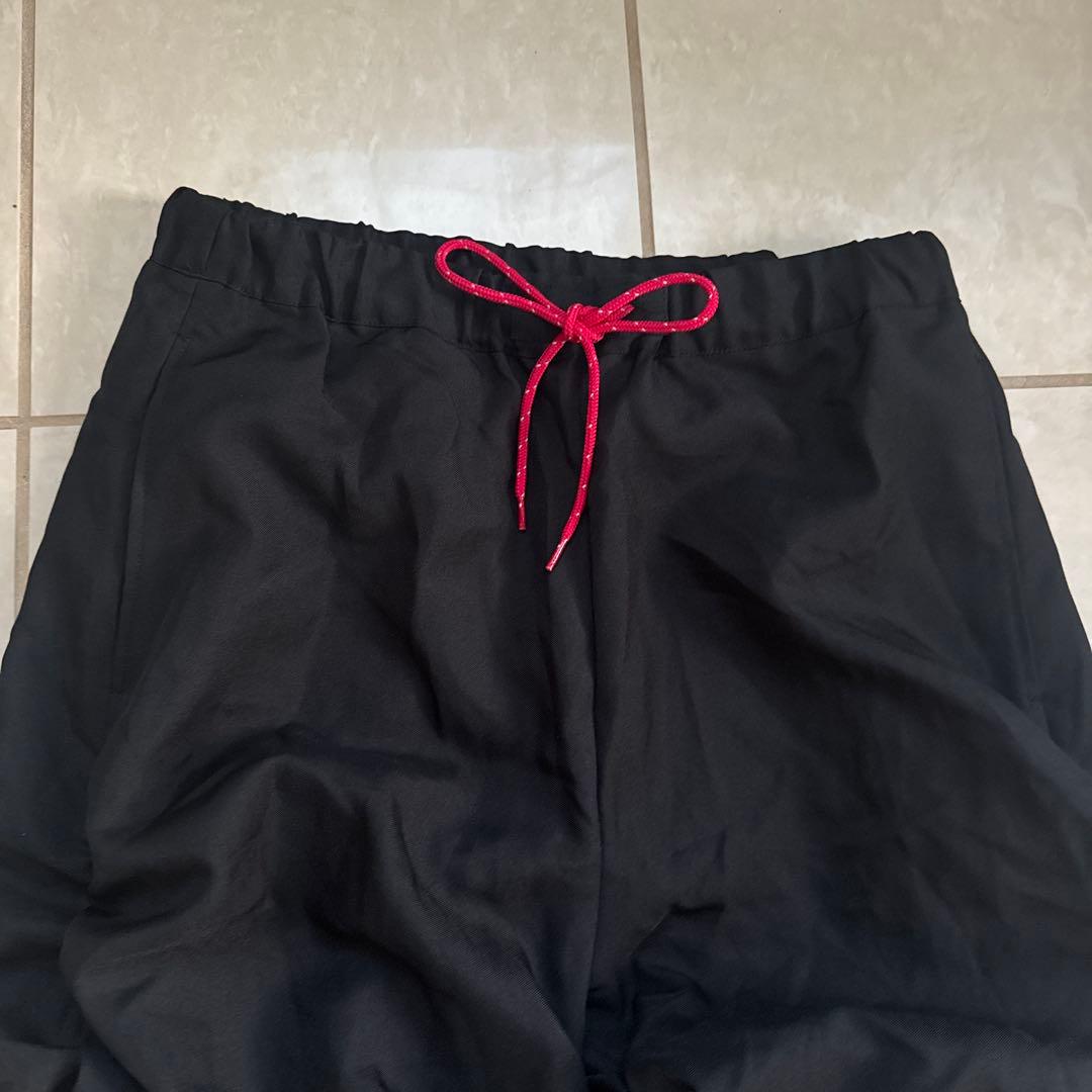 Land by MILKBOY 黒くしゅくしゅパンツ 赤い紐付き
