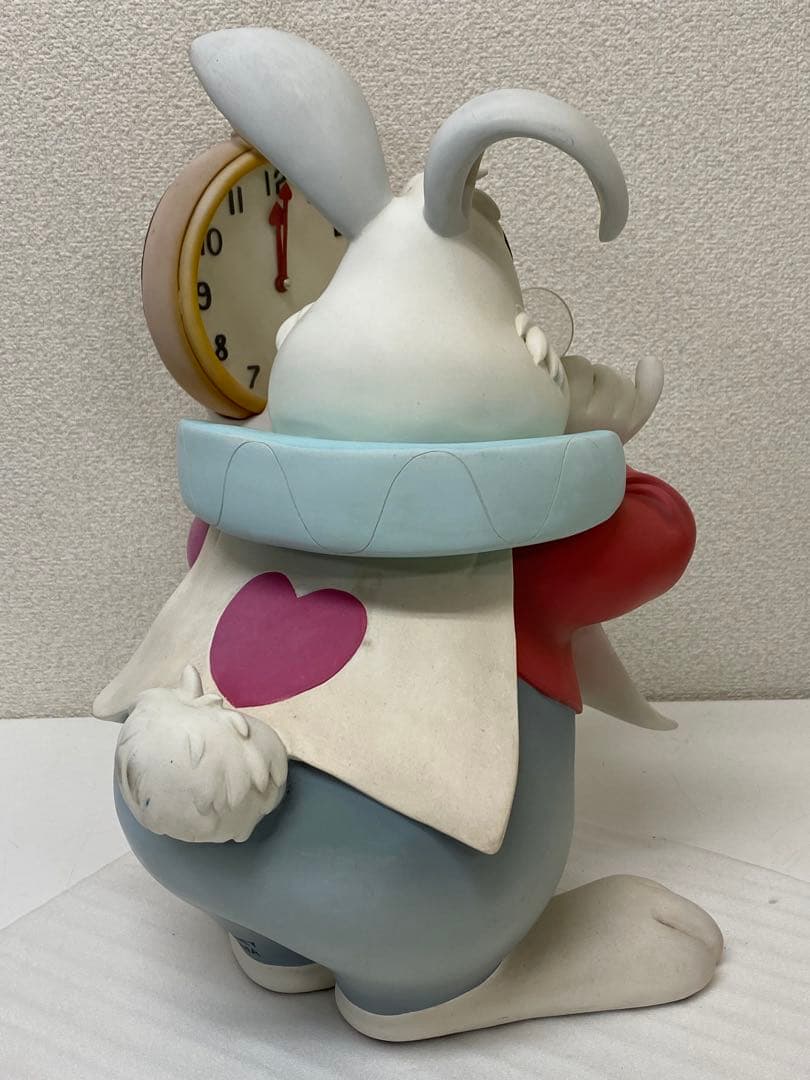 3-2701 激レア★不思議の国のアリス 白うさぎ 兎置き時計 ビッグフィギュア