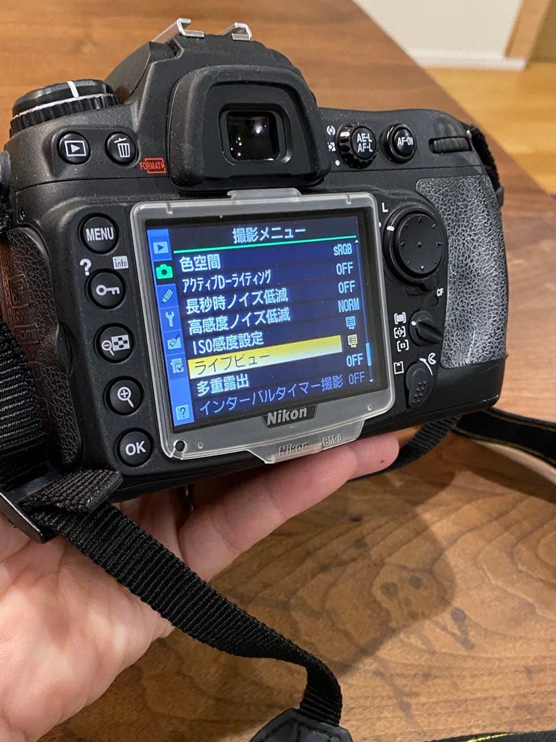 Nikon D300 デジタル一眼　タムロン　18-200 レンズ付　動作品