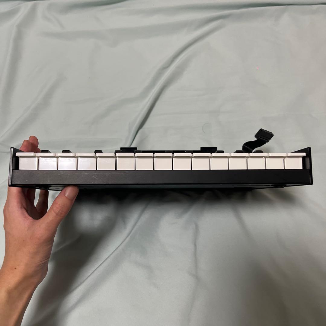 Roland Boutique 用鍵盤 K-25m 取扱説明書付き