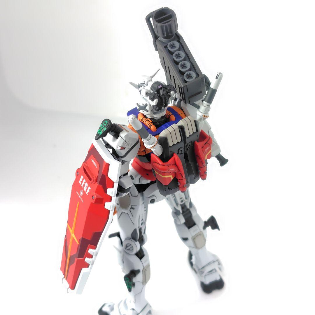HG1/144 白いガンダム　塗装完成品 ガンダムジークアクス
