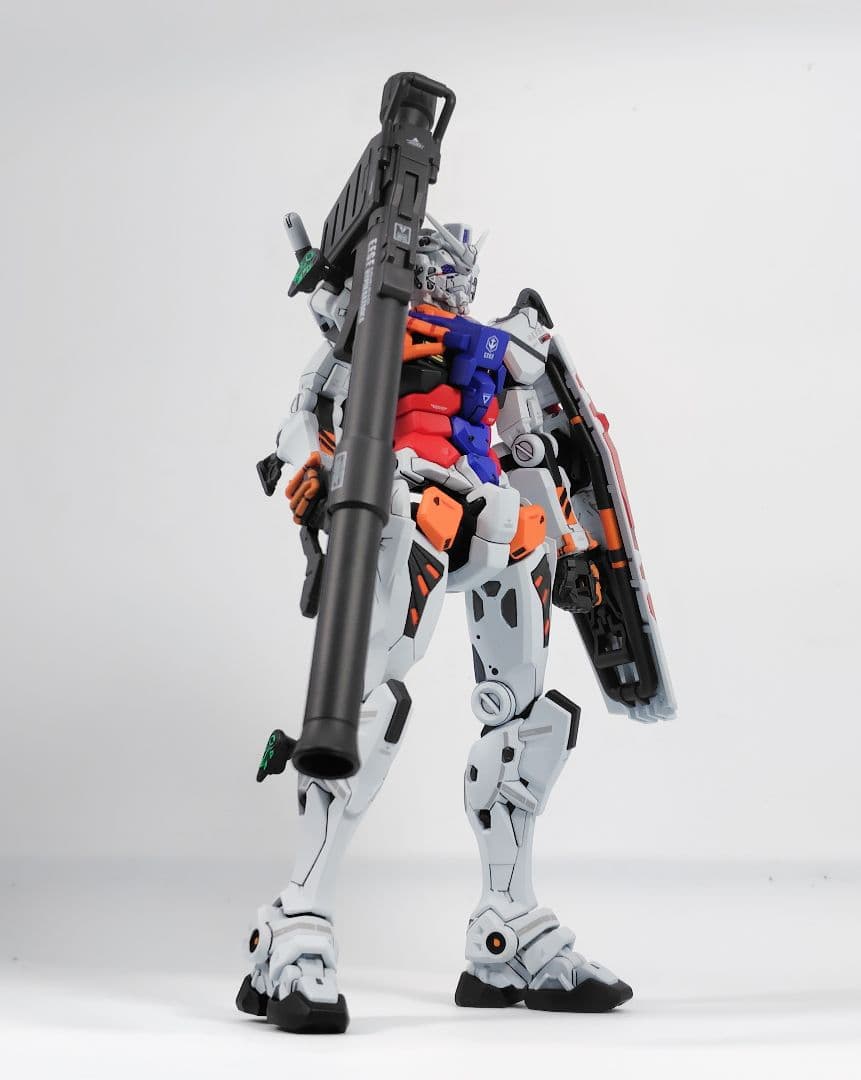 HG1/144 白いガンダム　塗装完成品 ガンダムジークアクス