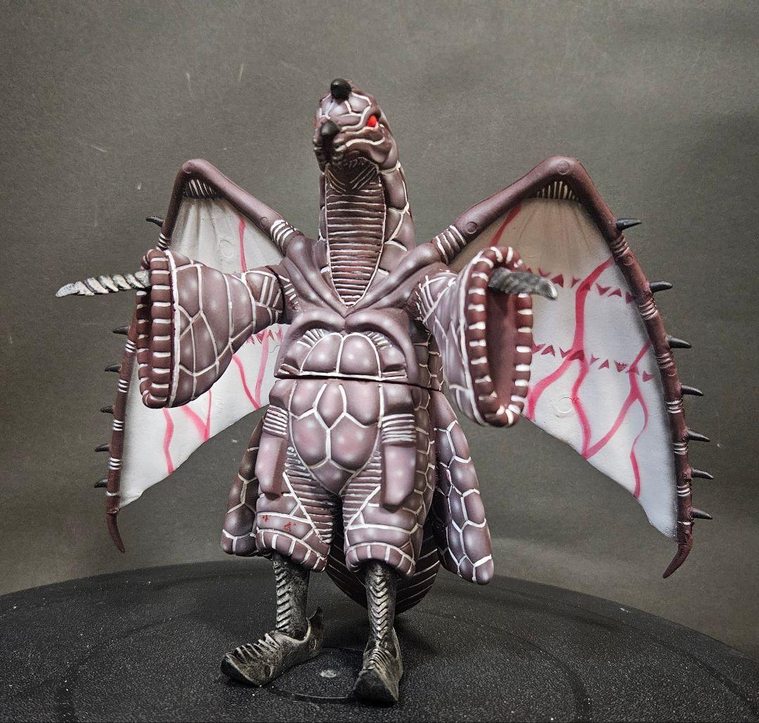 ウルトラ怪獣ソフビ　パワードドラコ　リペイント完成品