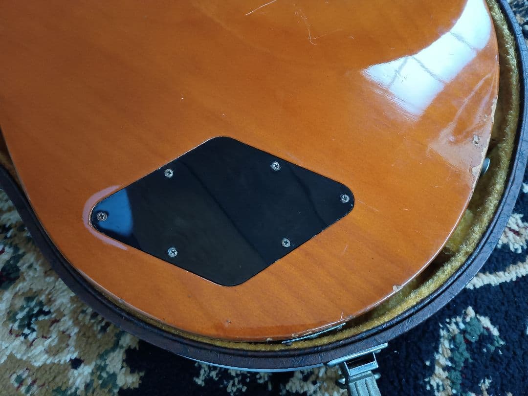 Greco EG-550GS レスポールデラックスタイプ ゴールドトップケース付