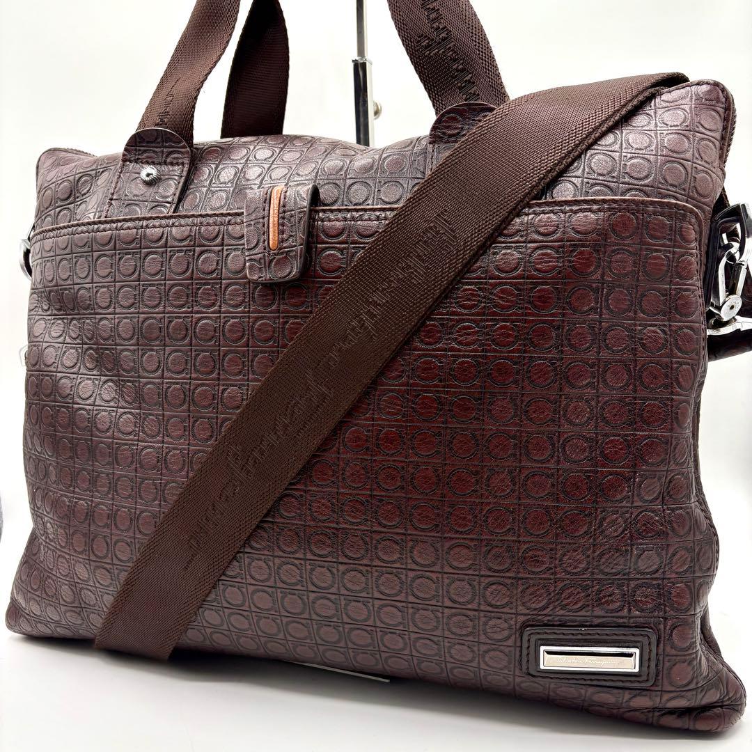 オールレザー 総柄 ガンチーニ サルバトーレフェラガモ 2way ブリーフケース