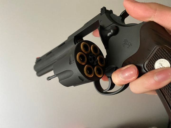 コルト アナコンダ ガスリボルバー リアルカートリッジ